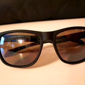 FOSTER GRANT SUN GLASSES $40